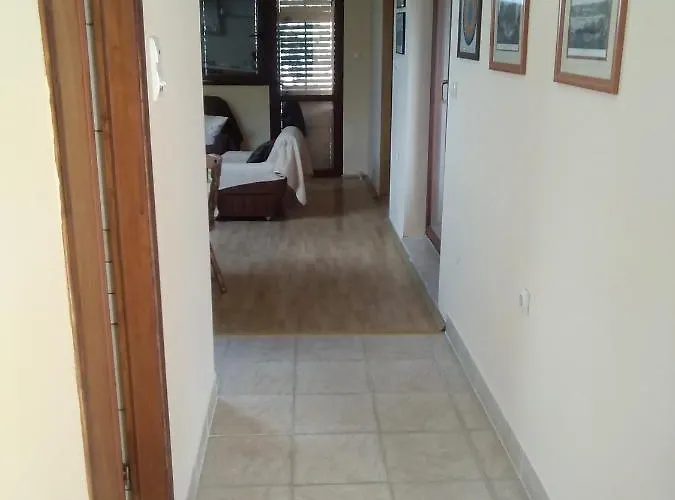 아파트 Stojanka 메덜린