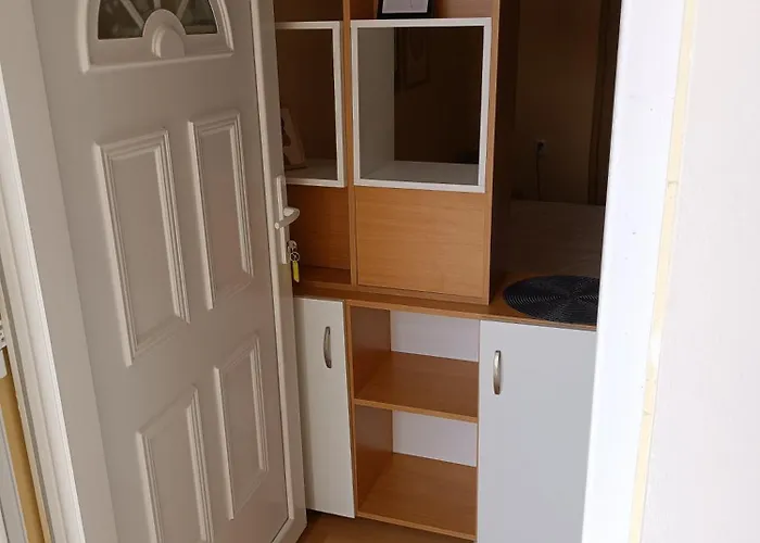 아파트 Stojanka 메덜린