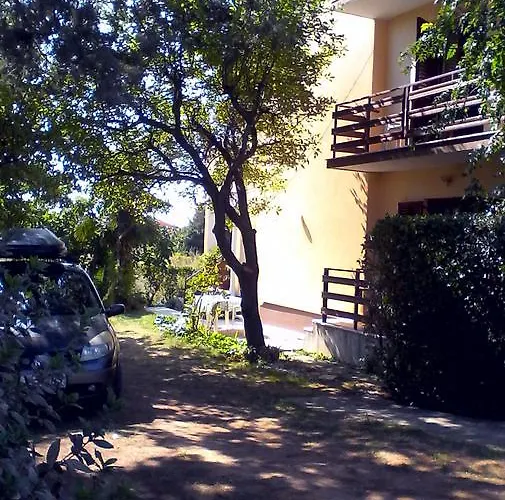 아파트 Stojanka 메덜린