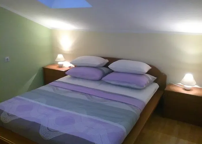 Stojanka * 메덜린