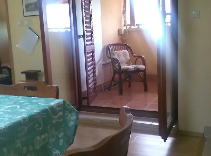 Stojanka 아파트 메덜린