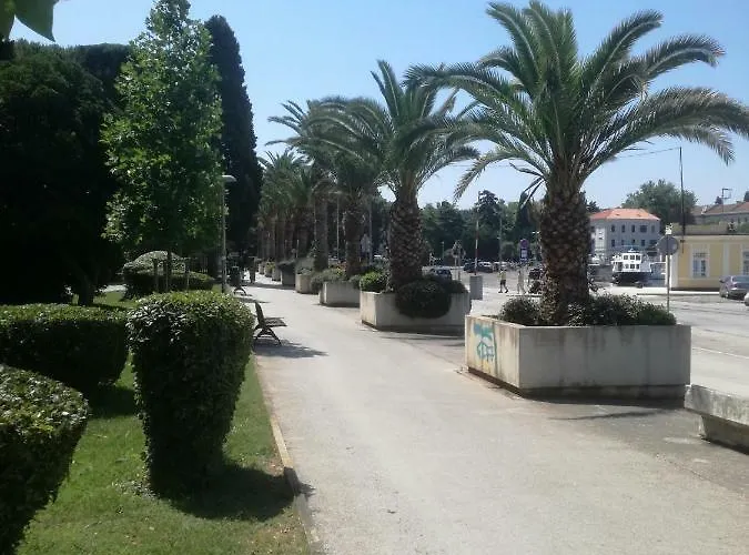 아파트 Stojanka 메덜린